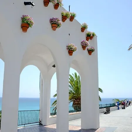 Carabeo 1-30 Apartment Nerja